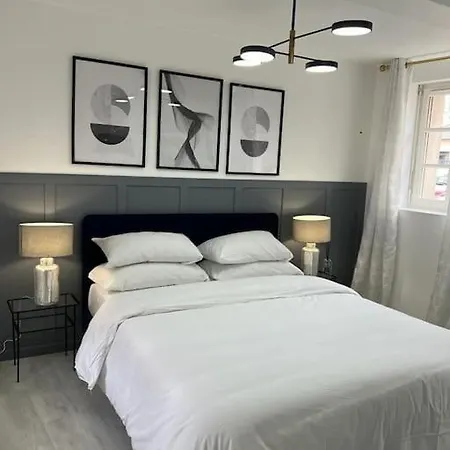 Beau Duplex Au Centre Ville. Mantes-la-Jolie Buitenkant foto